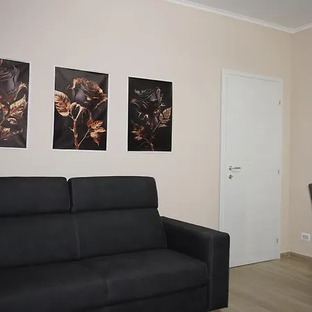 La Casa Di Barbara E Franca Rzym